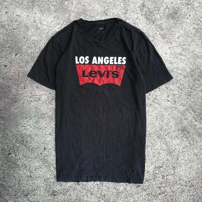 T shirt Levi's big logo size L photo 1
