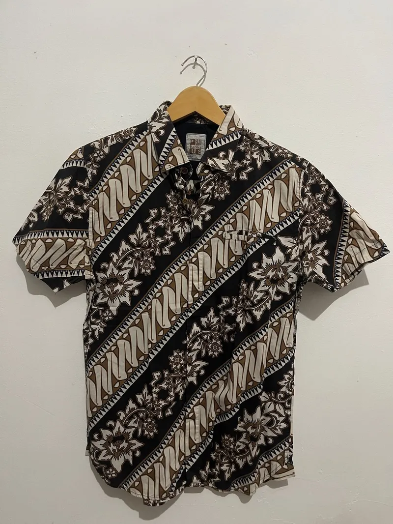 Casual Batik Formal shirt Pria brown photo 1