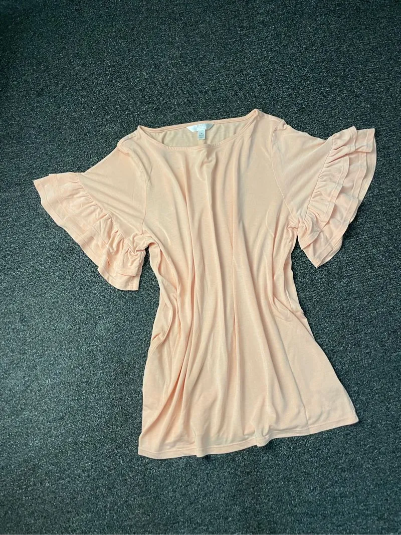 Blouse oversize cute peach 🍑 photo 1