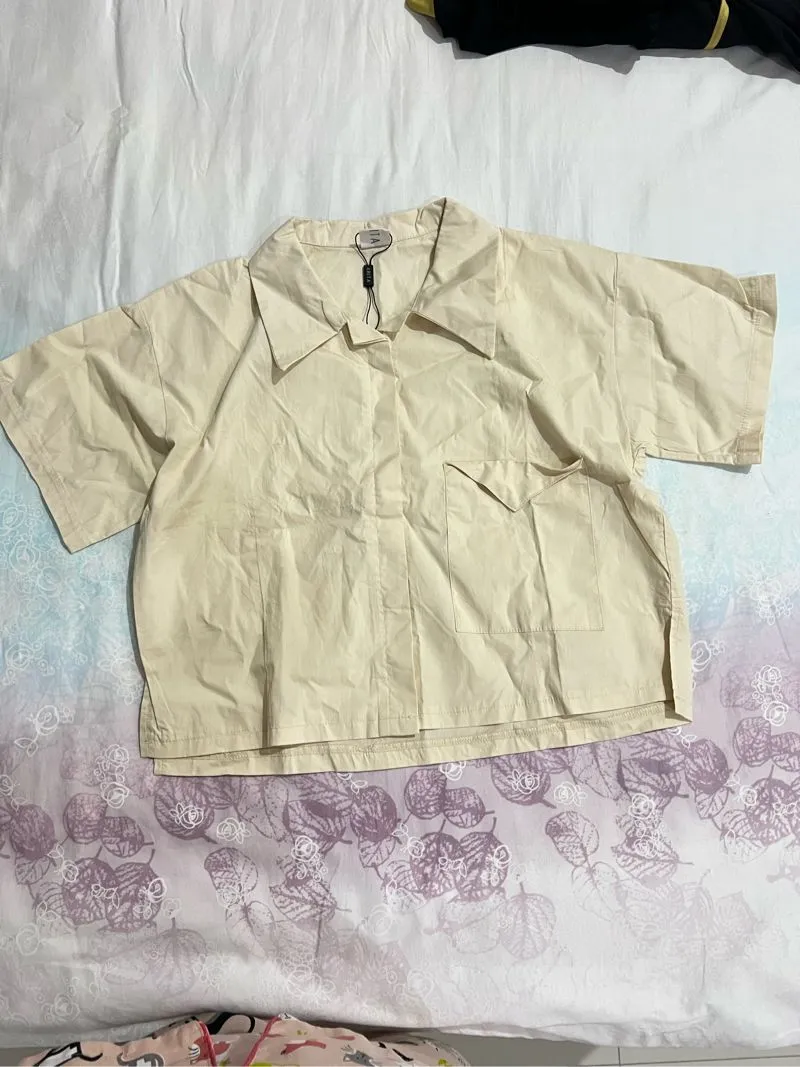 Kemeja Cream BKK (BNIB with Tag) photo 1