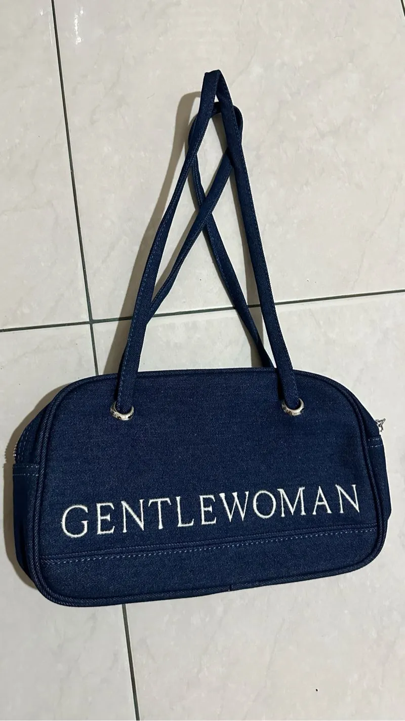 Gentlewoman Shoulder bag photo 1