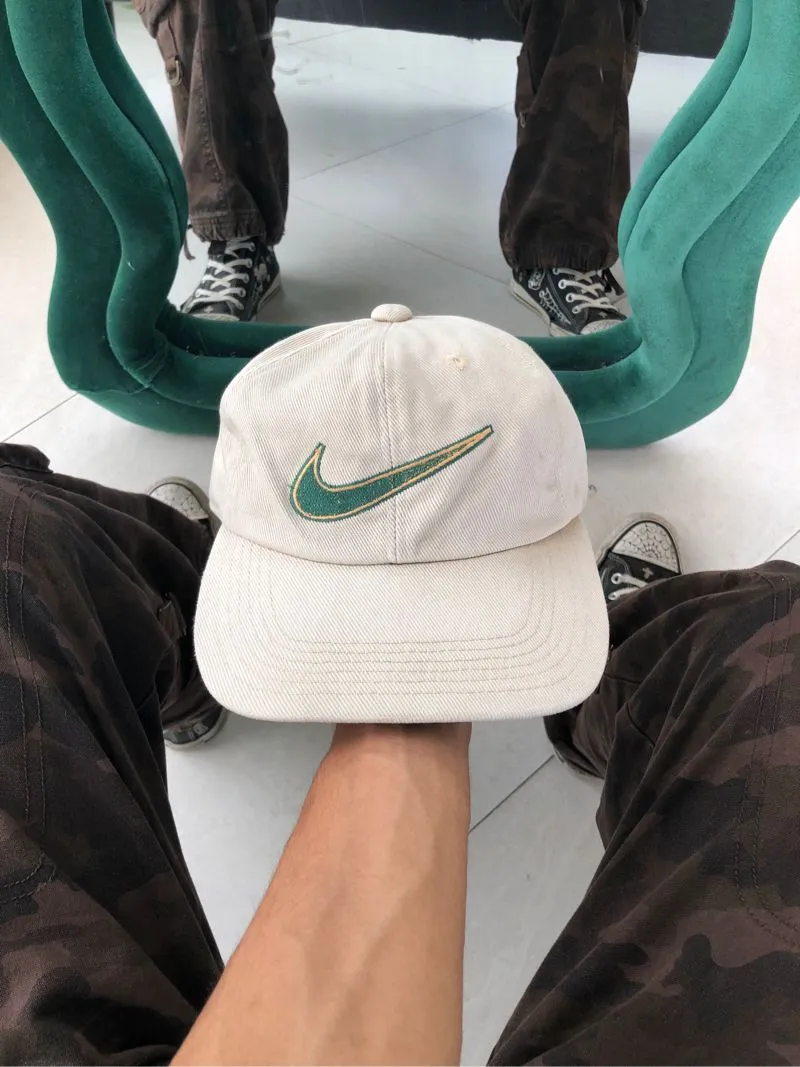 nike big logo cap