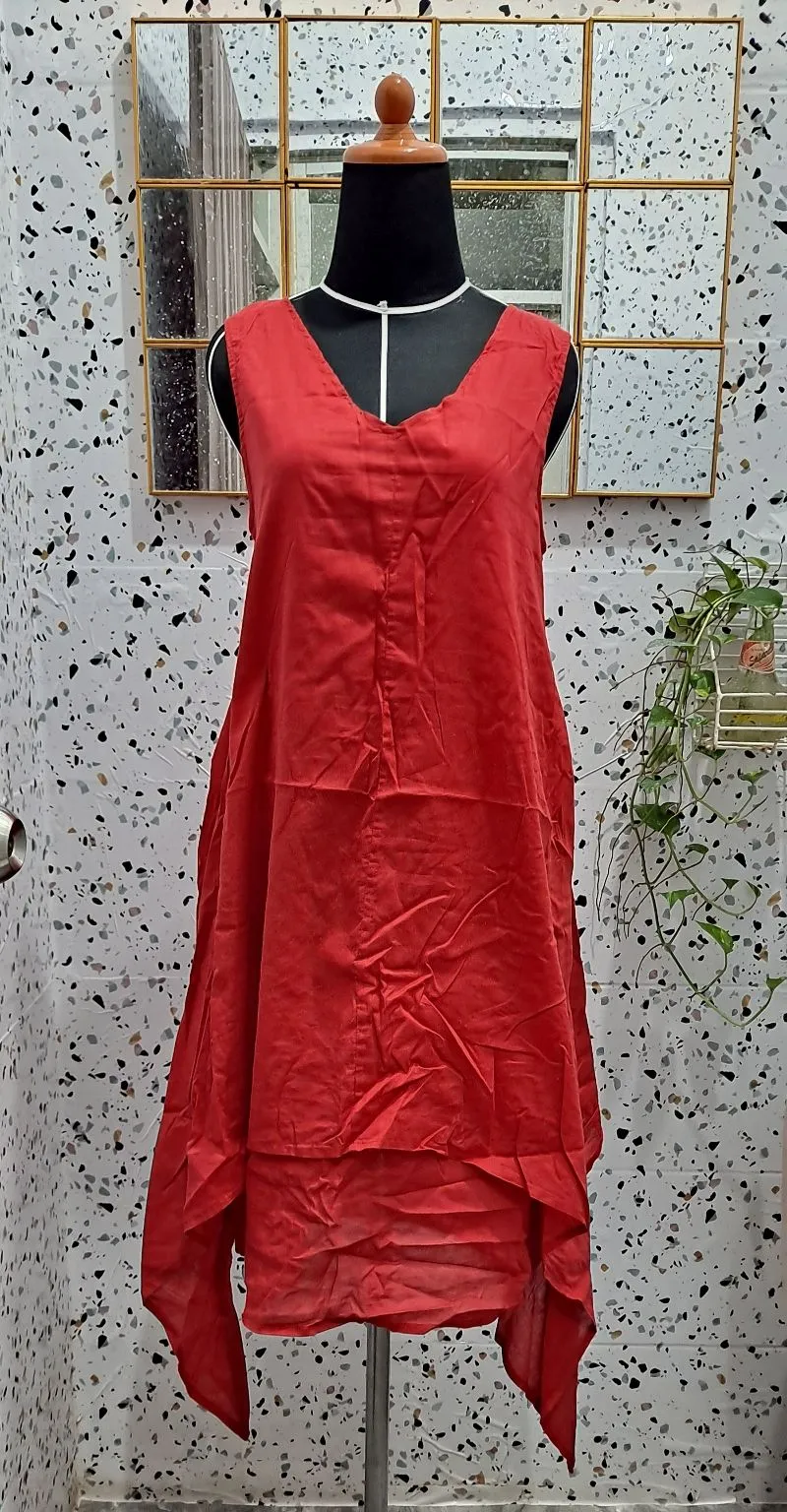 Dress simetris merah photo 1