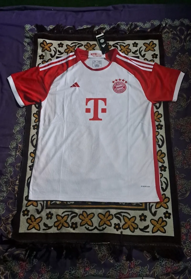 Jersey Bayern Munchen Home 2023 size XL photo 1