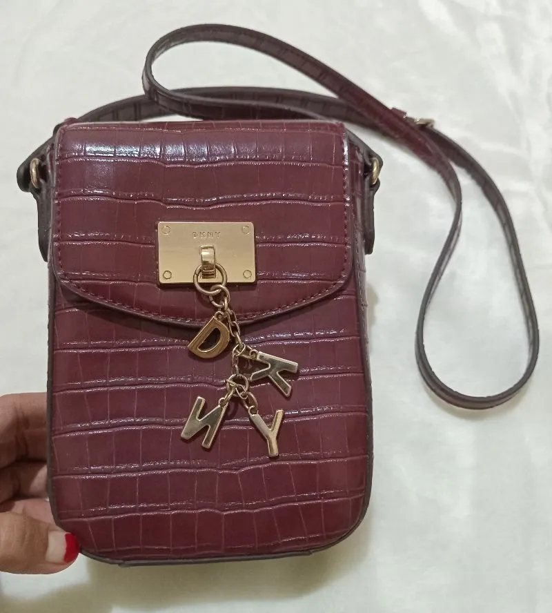 DKNY rasberry "cleo ns phone" photo 1