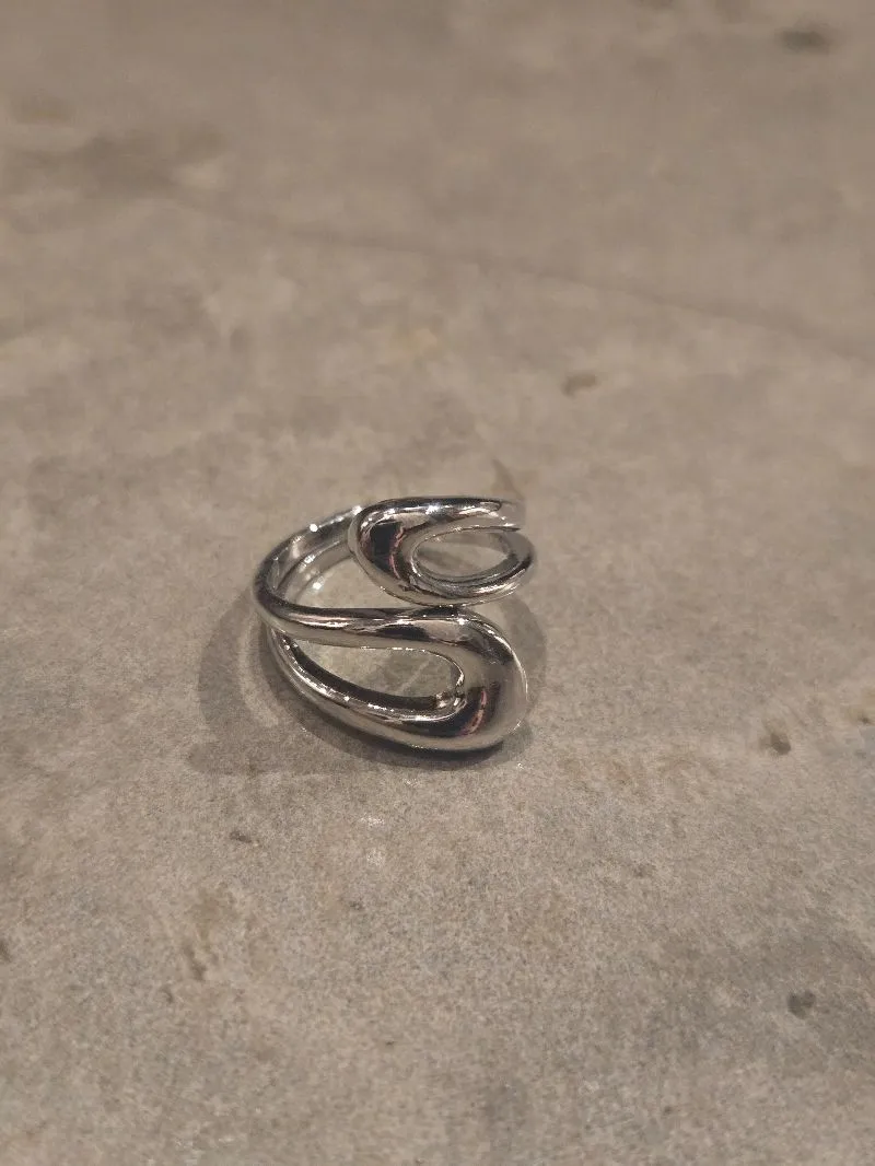 Y2K ADJUSTABLE RING photo 1