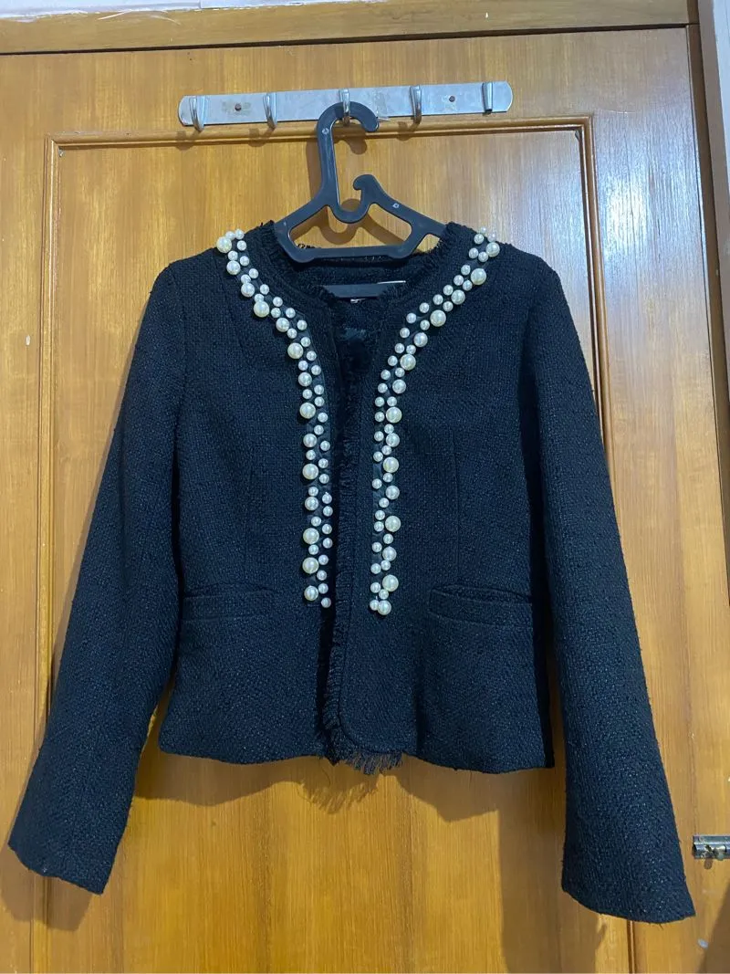 BLAZER HITAM WANITA MUTIARA photo 1