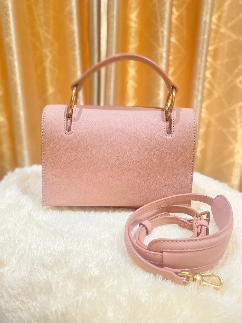Charles and Keith Coquette Casual Handbag Wanita pink photo 1