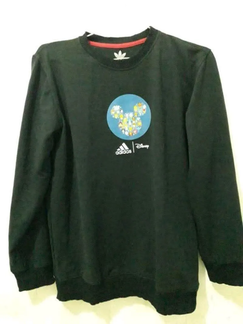 Sweater adidas disney size L photo 1