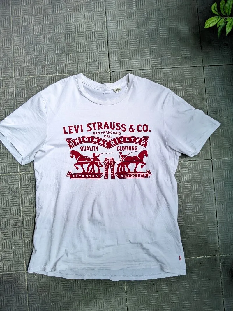 T-shirt Levis Strauss& Co. photo 1