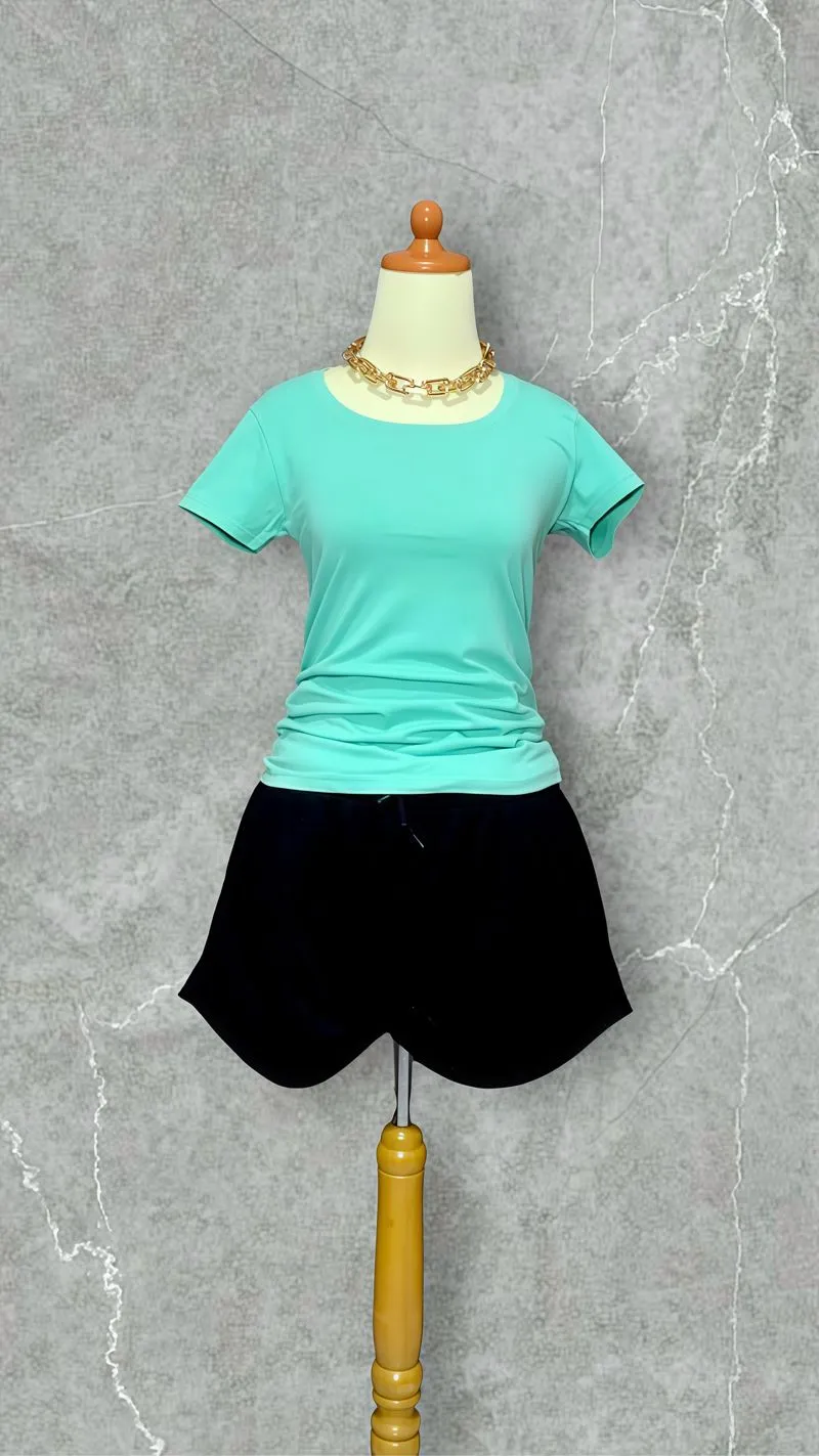 [PRELOVED] TOP MINT photo 1