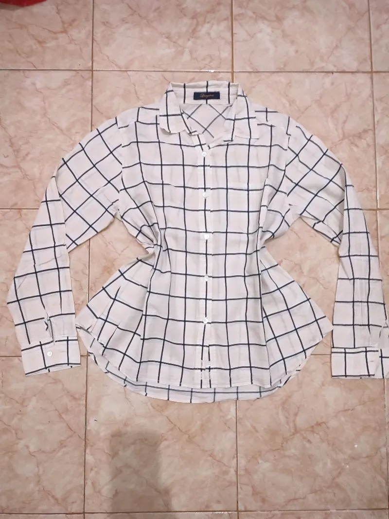 kemeja kotak photo 1