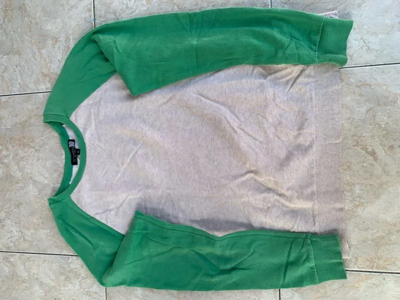 crewneck photo 1
