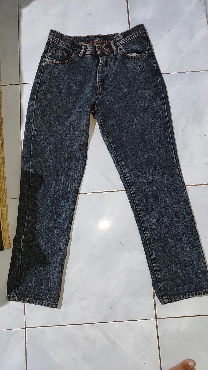 Preloved Celana Jeans Wanita Hightwaist photo 1