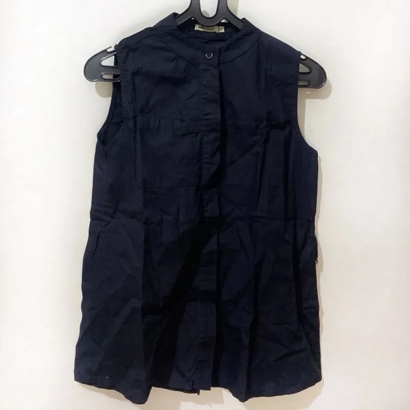 sleeveless top ada photo 1