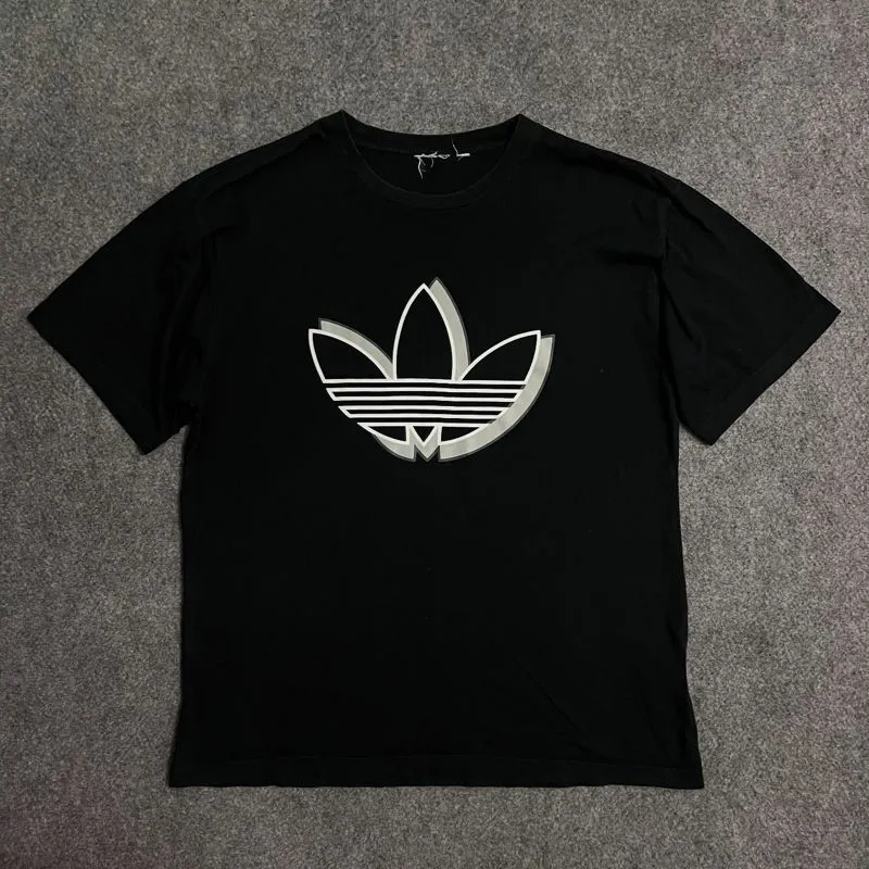 Adidas Trefoil Big logo T-Shirt Preloved