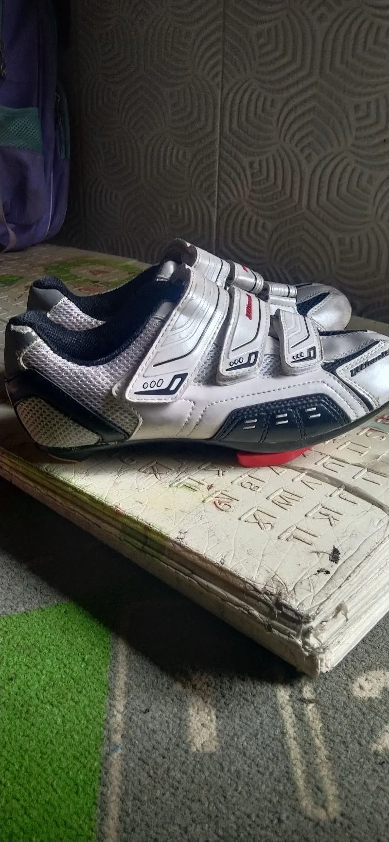 Sepatu gowes photo 1