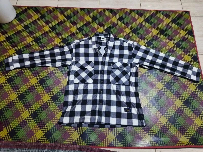 House of Smith Kemeja Pria - Checker Long Shirt photo 1