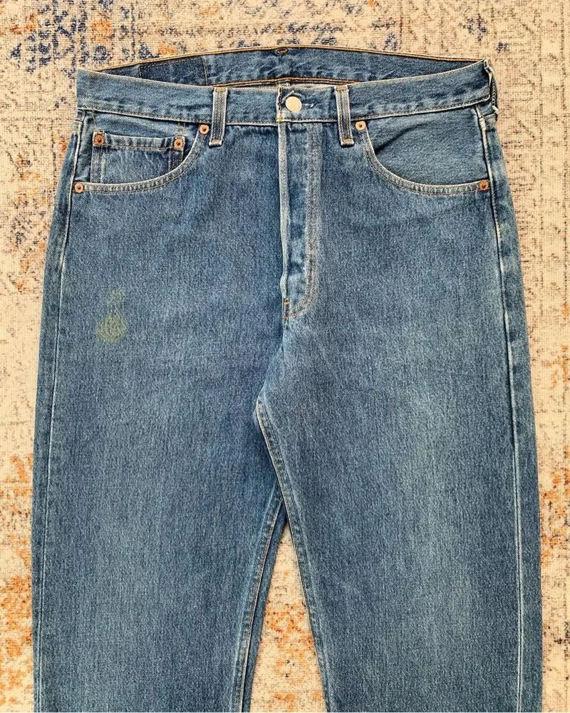 Carousell Levis 501 28 30 Levi's 501 Original Straight Jeans In