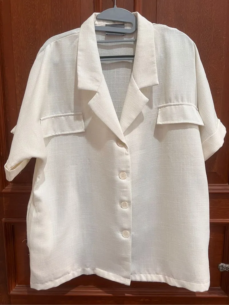 This is april broken white blazer photo 1