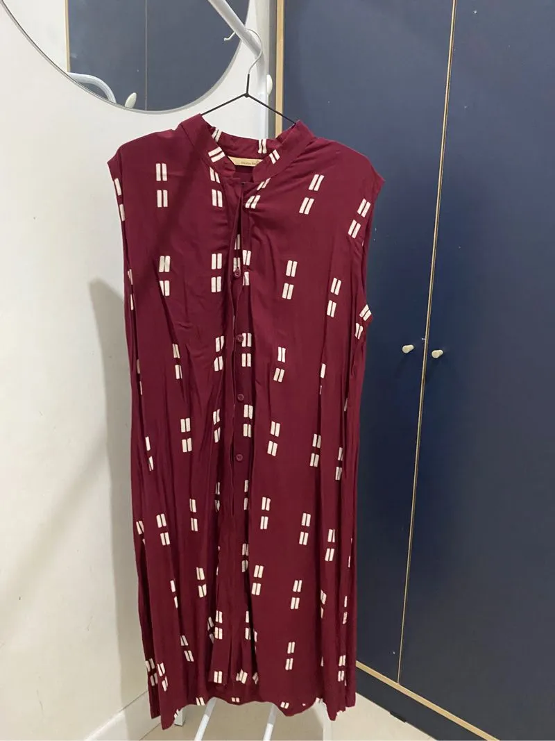 Long dress maroon Gayatri Top photo 1