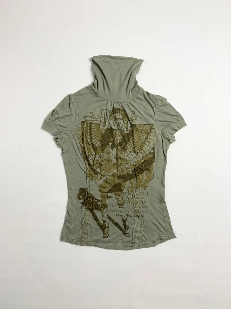 Y2k The Dazzle Turtle Neck Short Sleeve With Girl Graphic Po photo 1