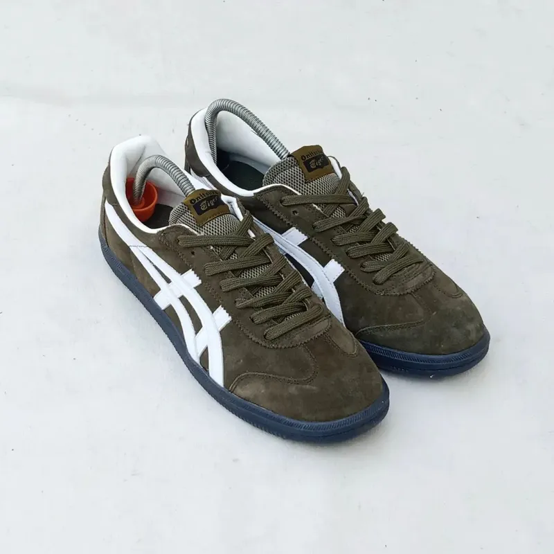 Onitsuka Tiger Streetwear Casual Sneakers Pria green photo 1
