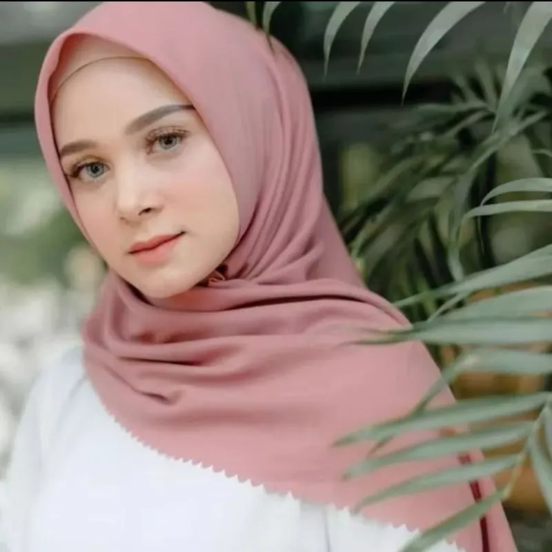 HIJAB / KERUDUNG WANITA LASERCUT HIJAB SEGIEMPAT POLOS JILBA photo 1