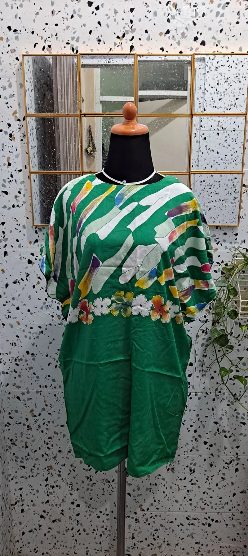 Blouse batik puri kencana photo 1