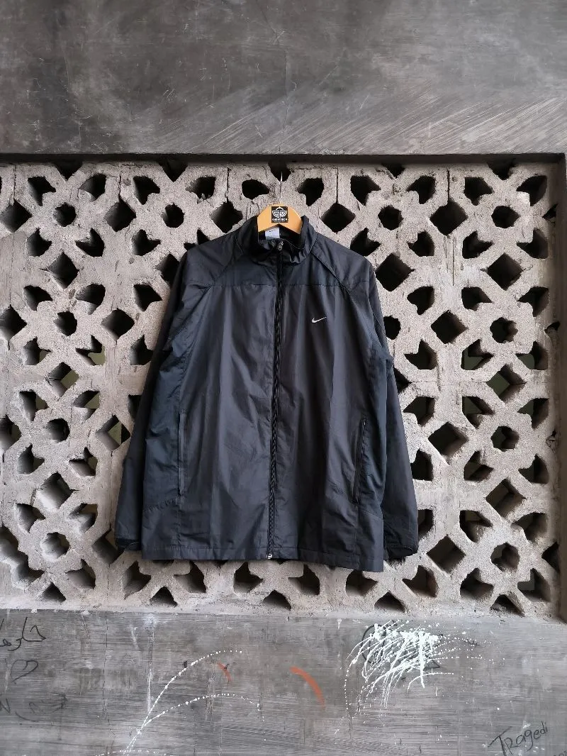 Jaket nike photo 1