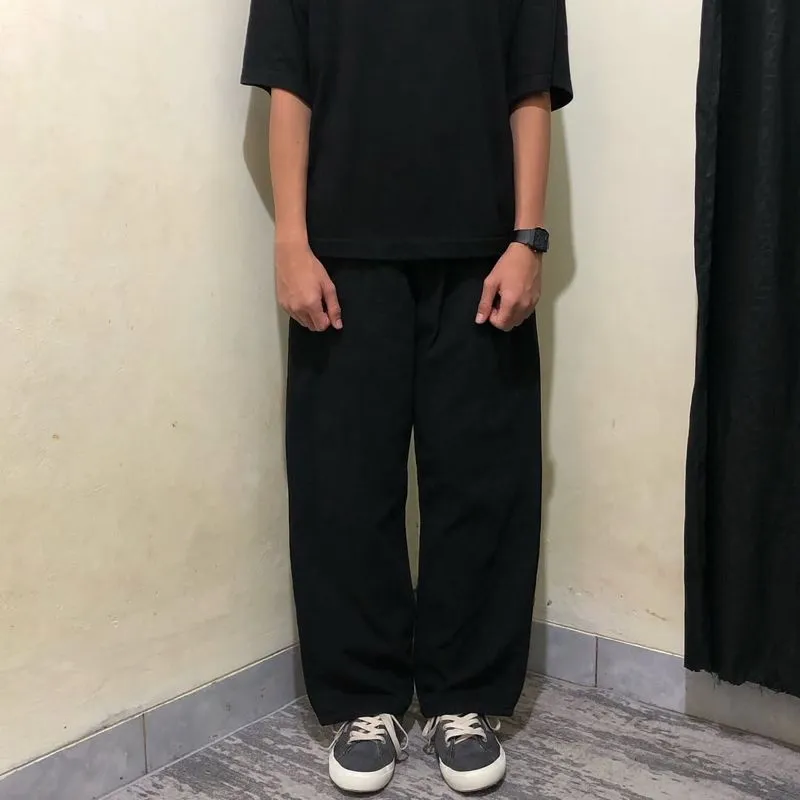 66irls black loose jeans  photo 1