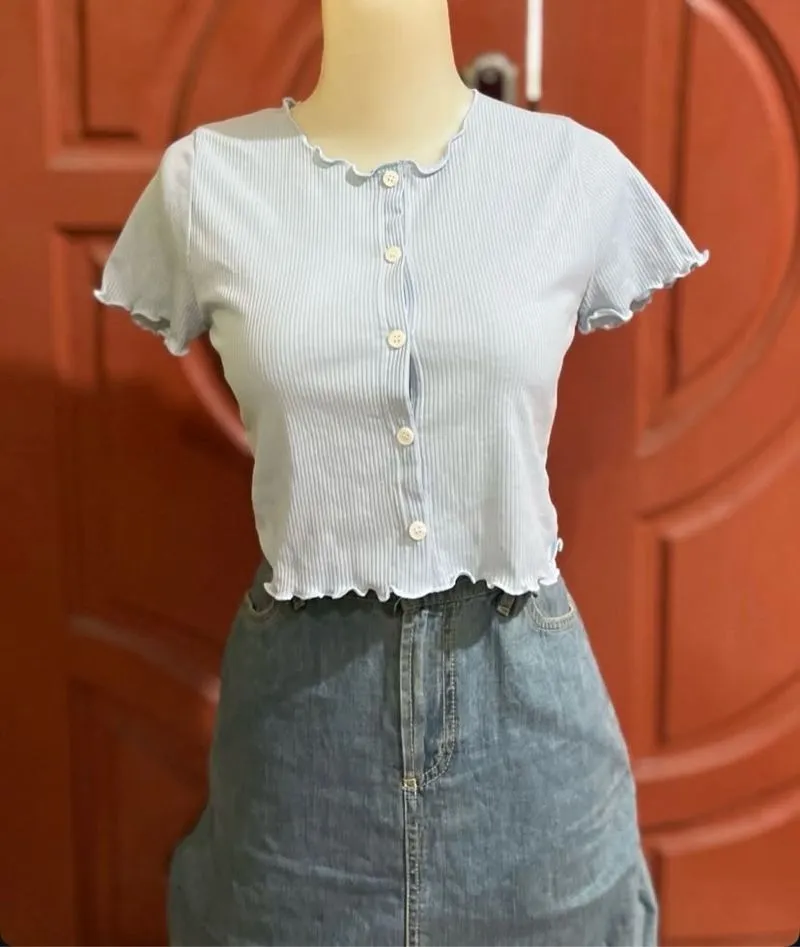 Cardi babyblue crop photo 1