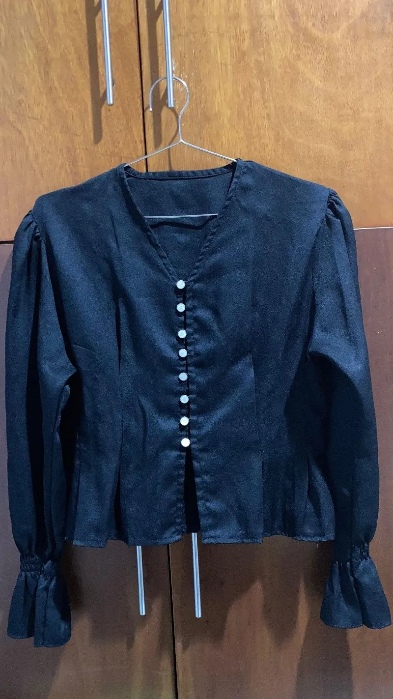 Blouse & Kemeja photo 1