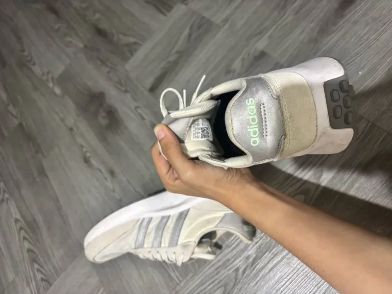 Adidas Run 70S shoes photo 1