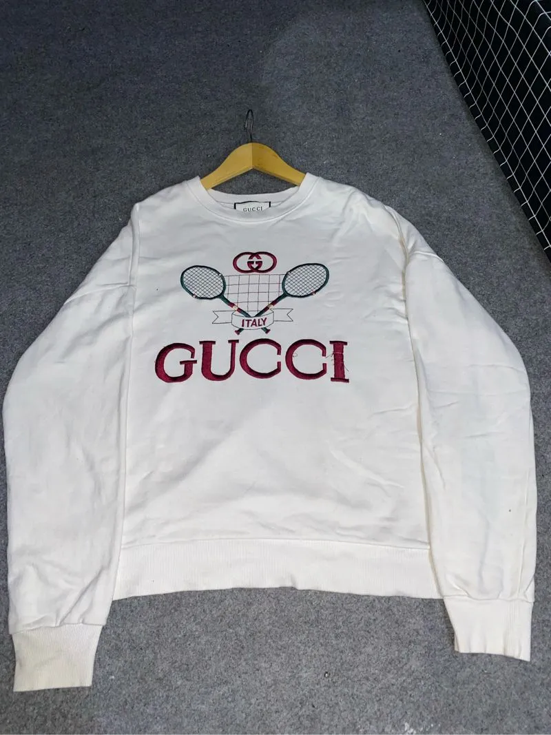 Gucci   photo 1