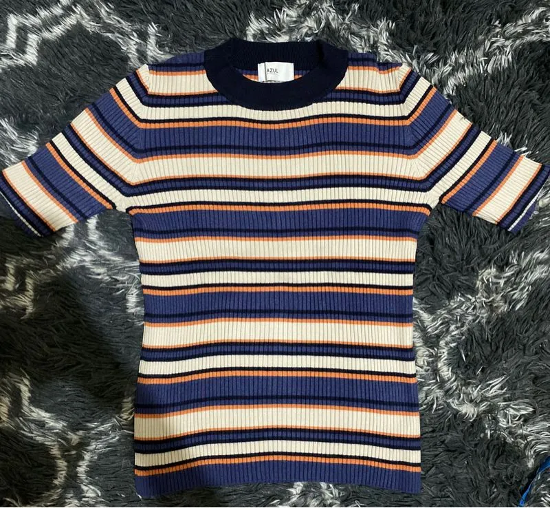 Croptop like new  photo 1