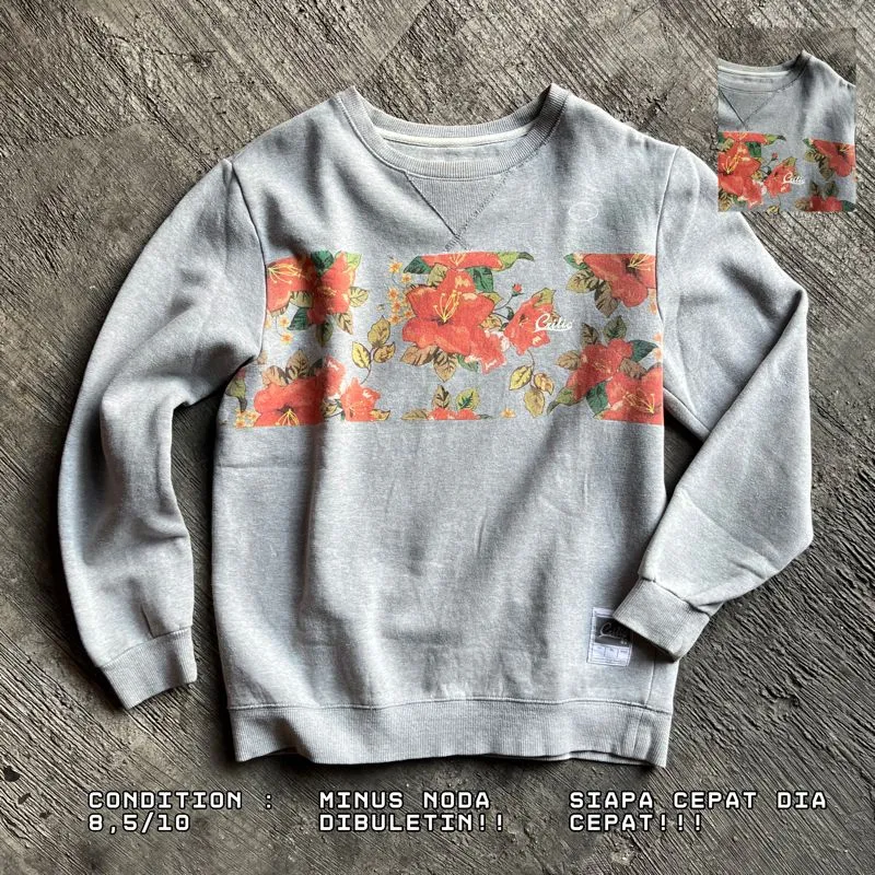 Crewneck Critic Pria Vintage photo 1