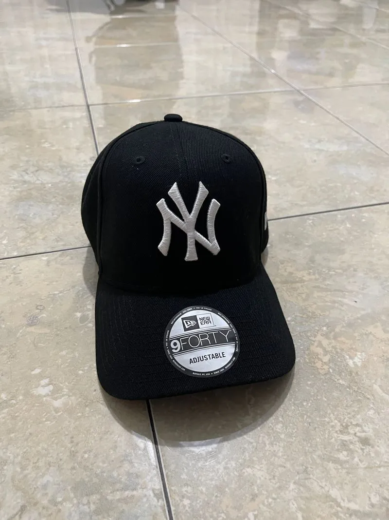 New Era Streetwear Casual Hat Pria black photo 1