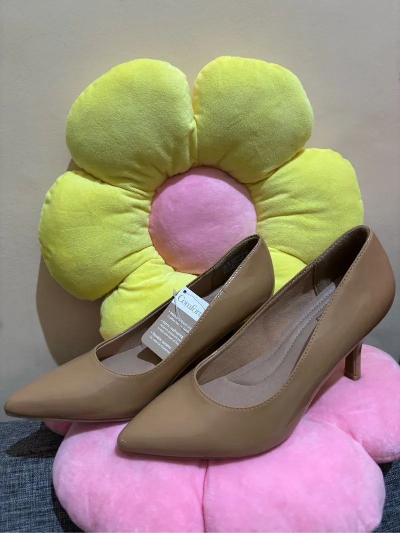 Comfort Plus Heels photo 1