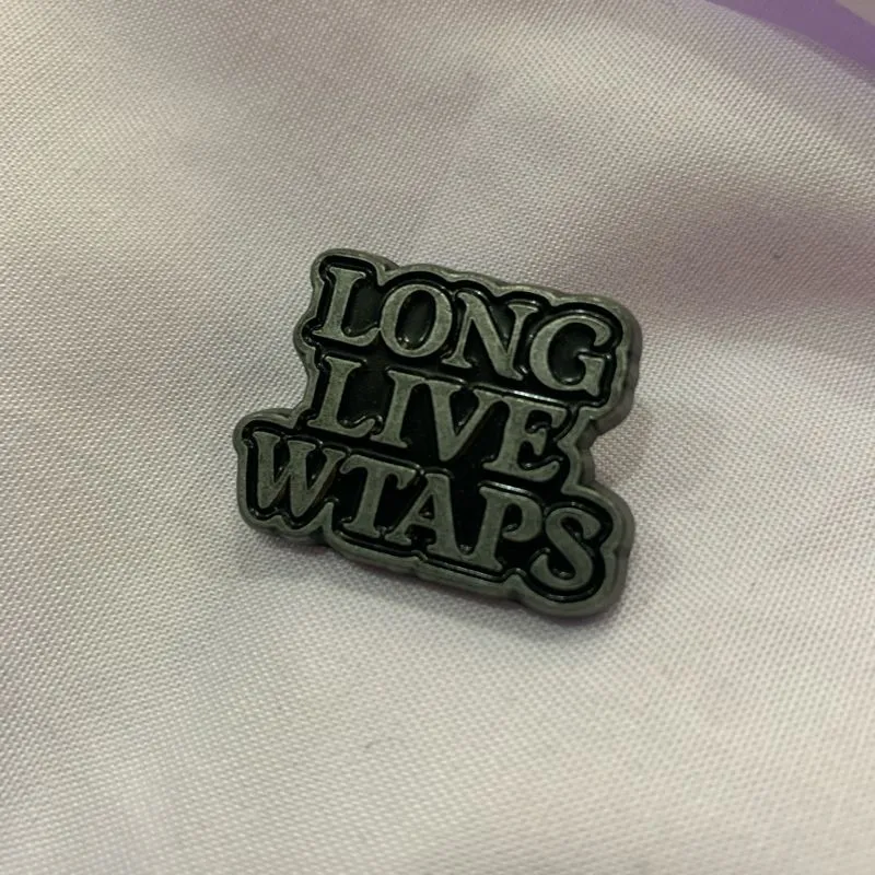 Wtaps 20ss badge pin long live wtaps photo 1