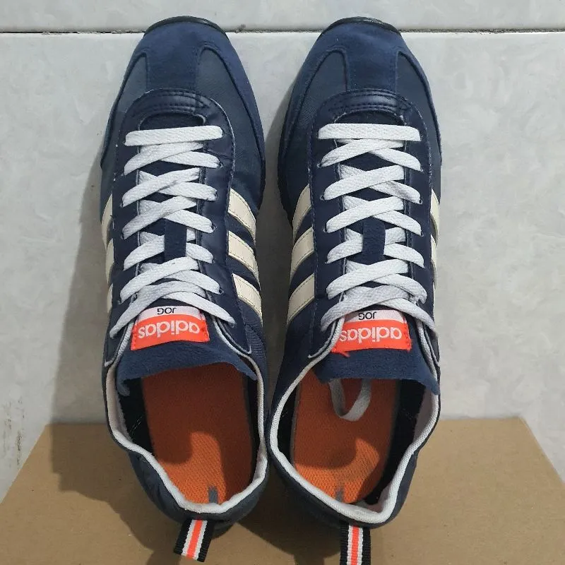 Adidas Orivinals Neo vs JOG