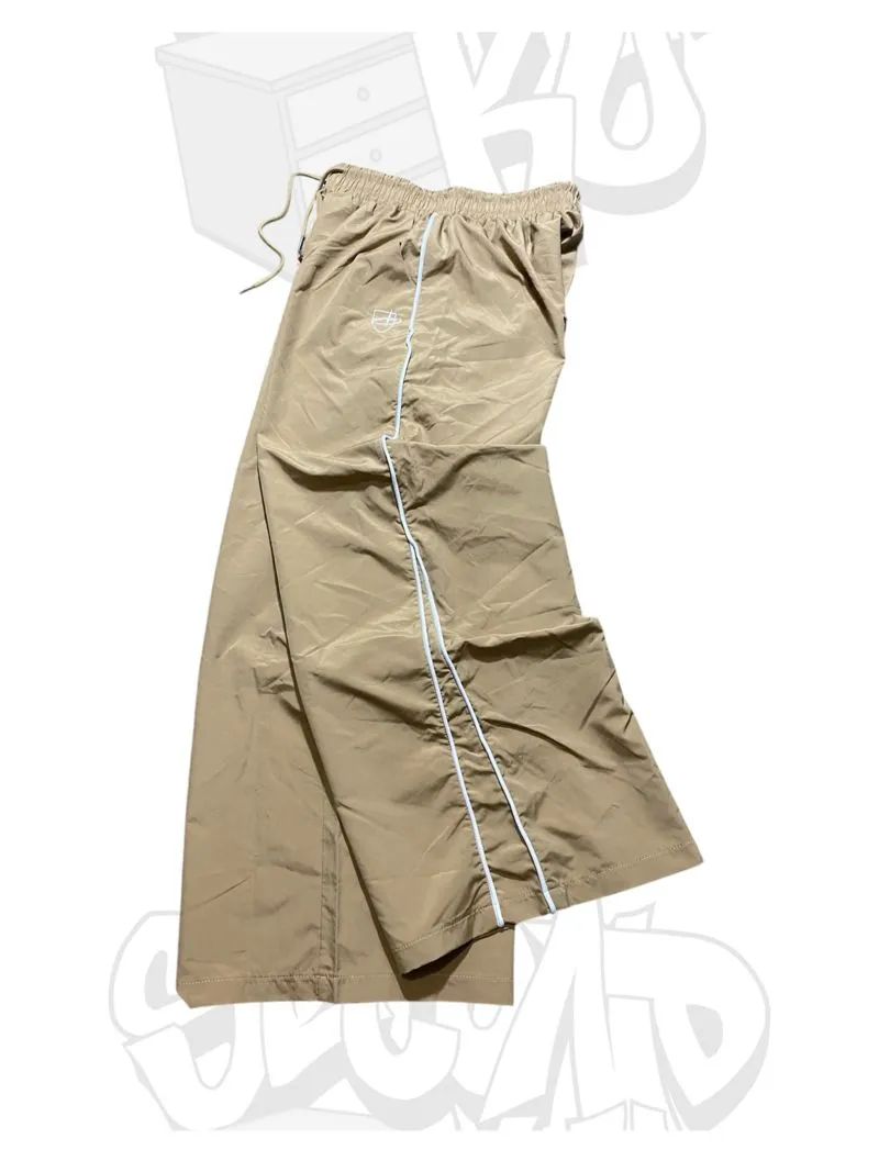 BAGGY TRACKPANTS by DAZY photo 1