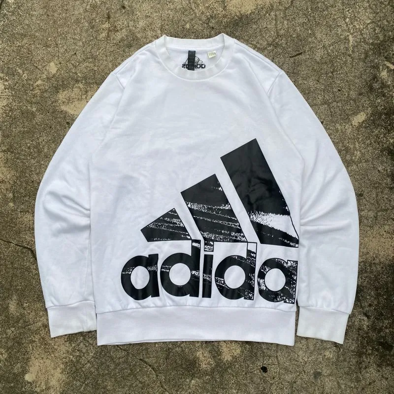 Adidas big logo crewneck photo 1