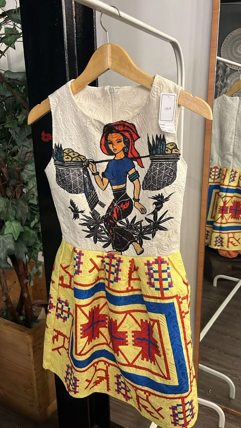 Dress  photo 1