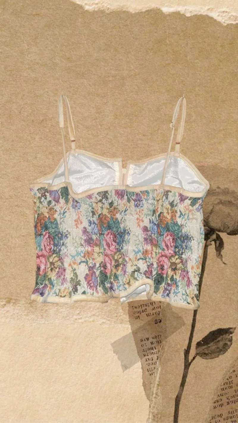 Vintage coquette top photo 1
