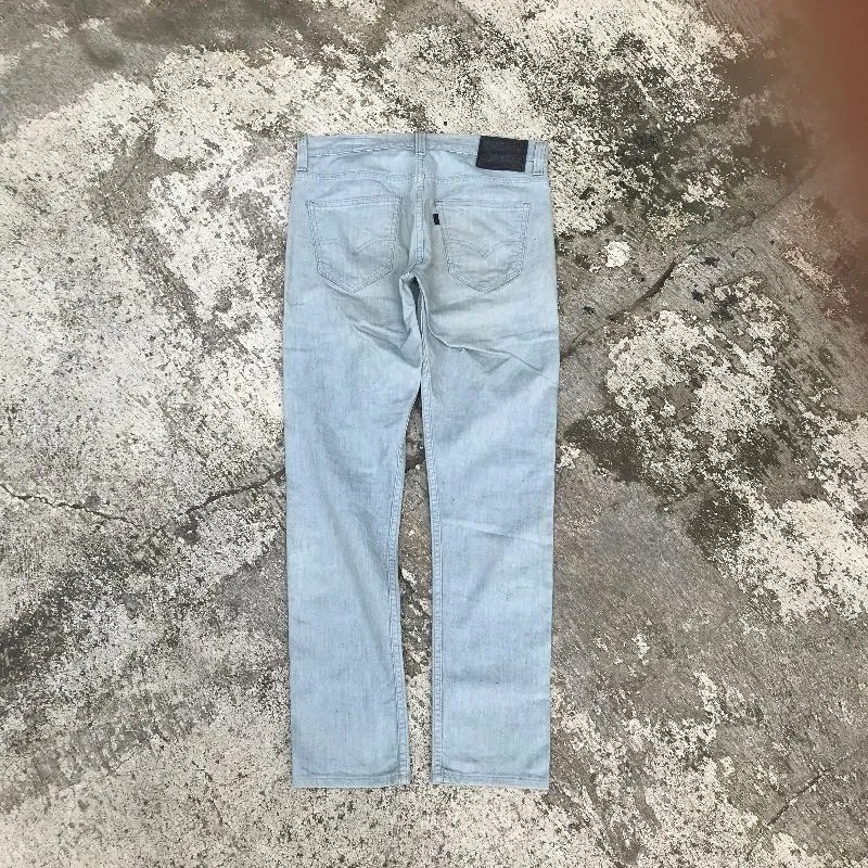 levis 602 jeans photo 1