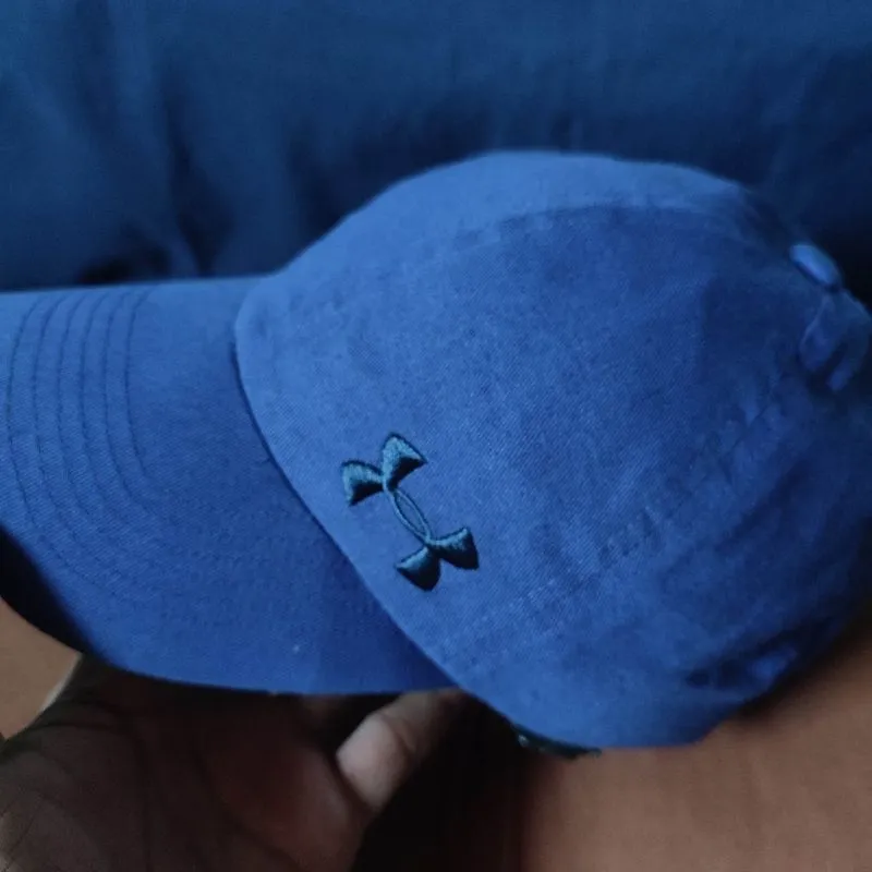 Cap Under Armour navy original photo 1