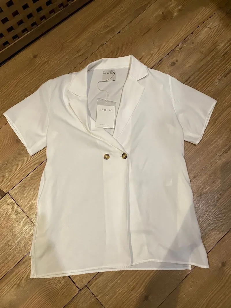 Shop at Velvet Casual T-shirt Wanita white cream photo 1
