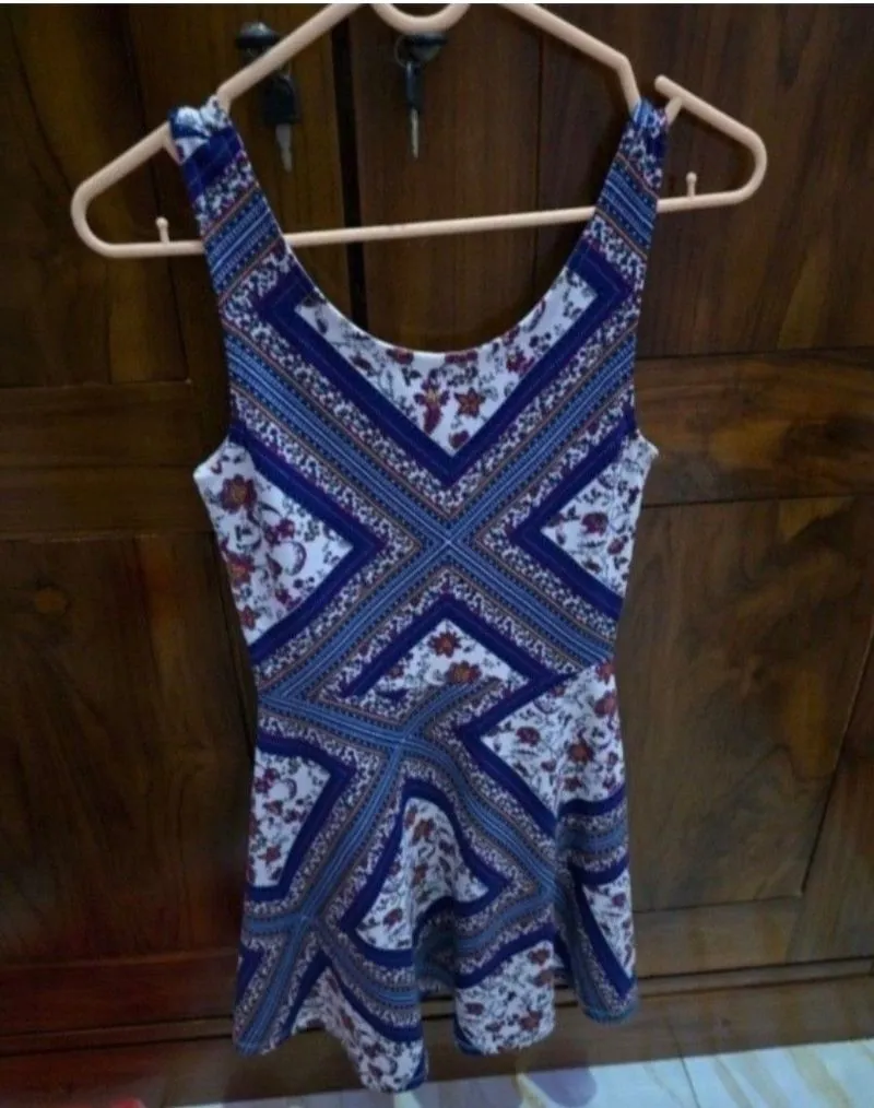 LAPAK H H & M PAKETAN DRESS ORIGINAL ASAL JADI DUIT photo 1