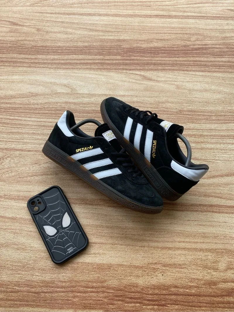 Adidas Casual Sneakers Pria white black photo 1
